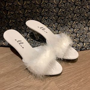 Brand new fluffy white kitten heels